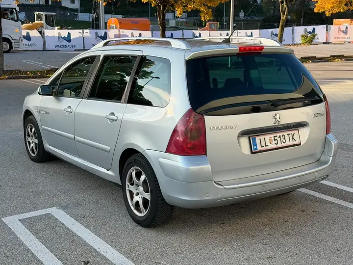 Peugeot 307 2005 photo 2