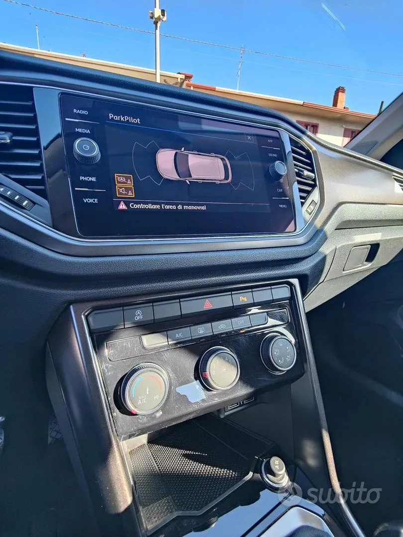 Volkswagen T-Roc 2019 photo 5