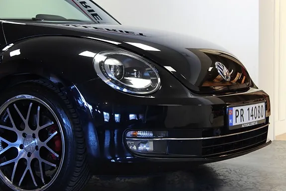 Volkswagen Beetle 2012 photo 2