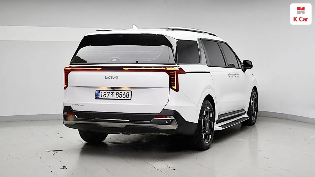 Kia Carnival 2025 photo 2