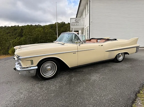 Cadillac Cab Deville 1958 photo 4