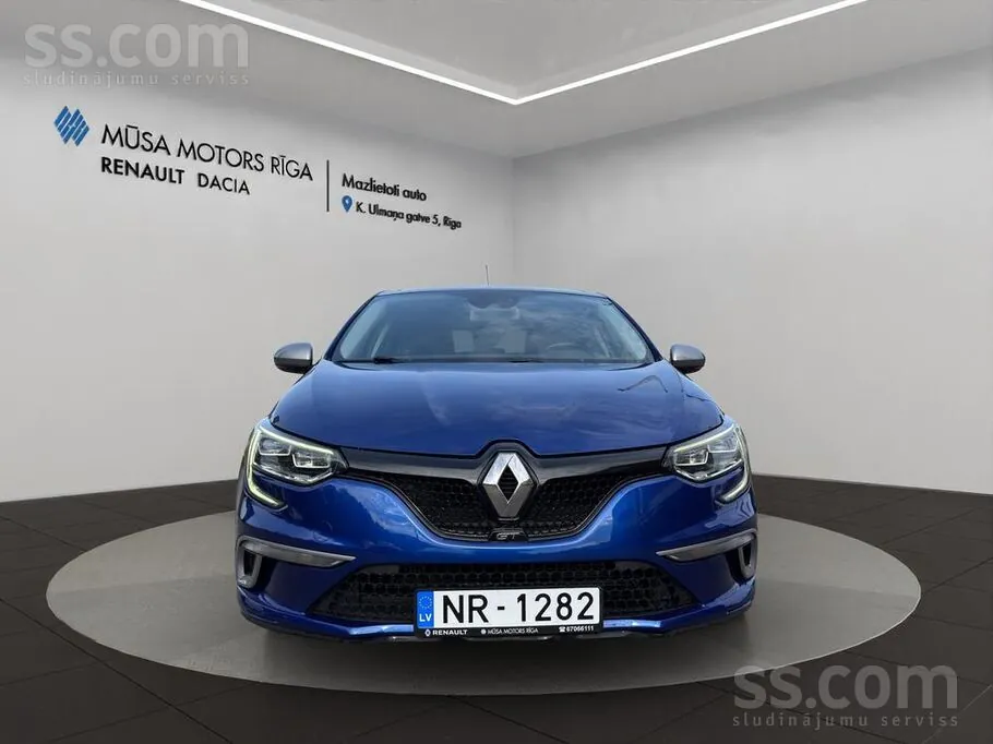 Renault Megane 2018 photo 2
