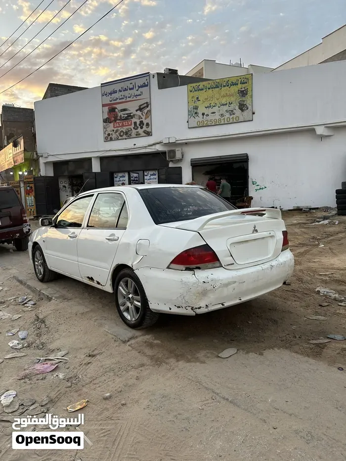 Mitsubishi Lancer 2010 photo 3