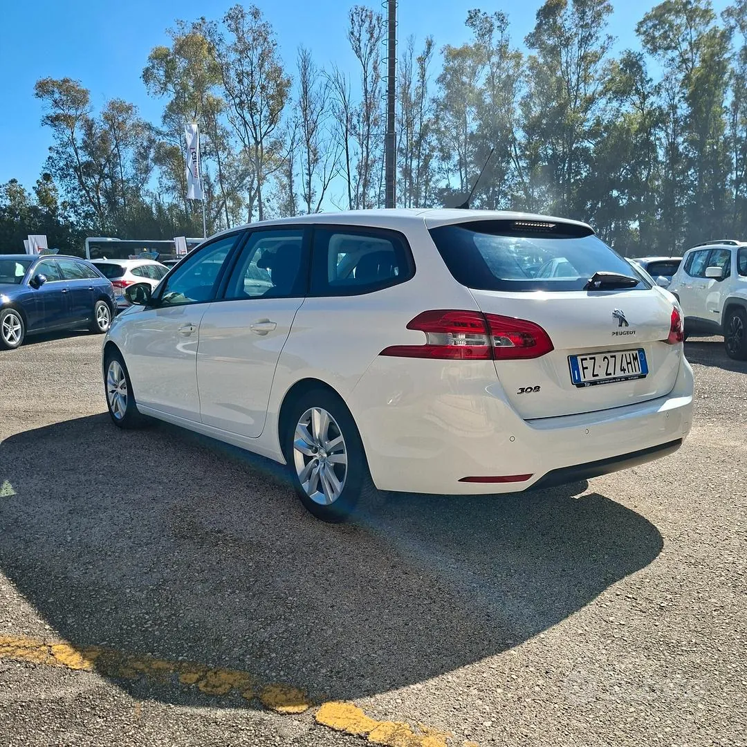 Peugeot 308 2019 photo 5