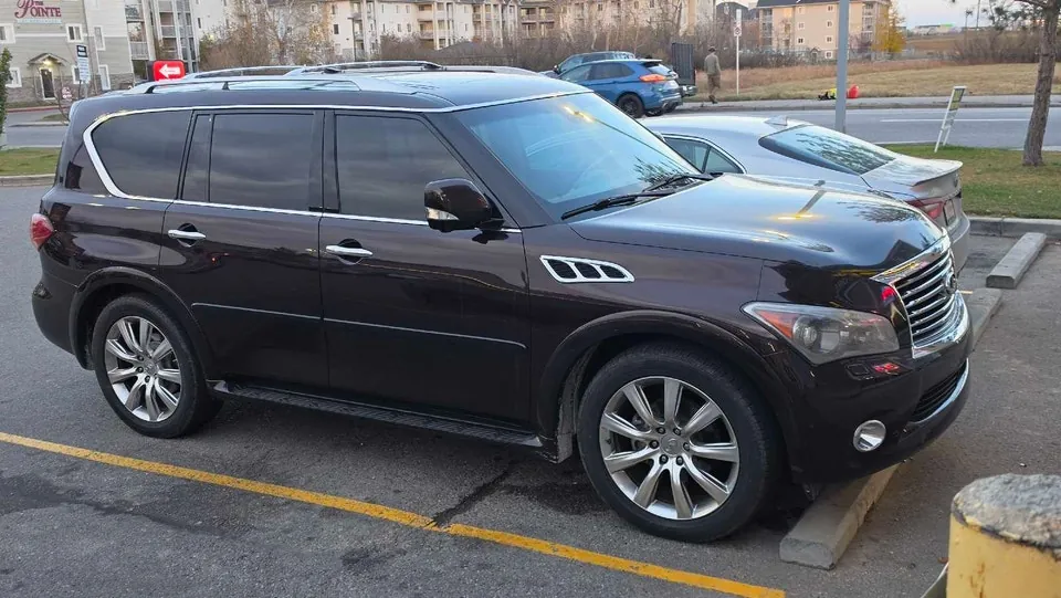 Infiniti Qx56 2015 photo 2