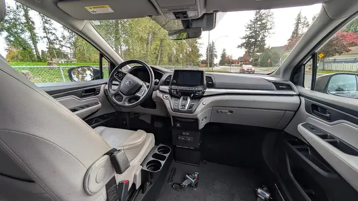 Honda Odyssey 2020 photo 3