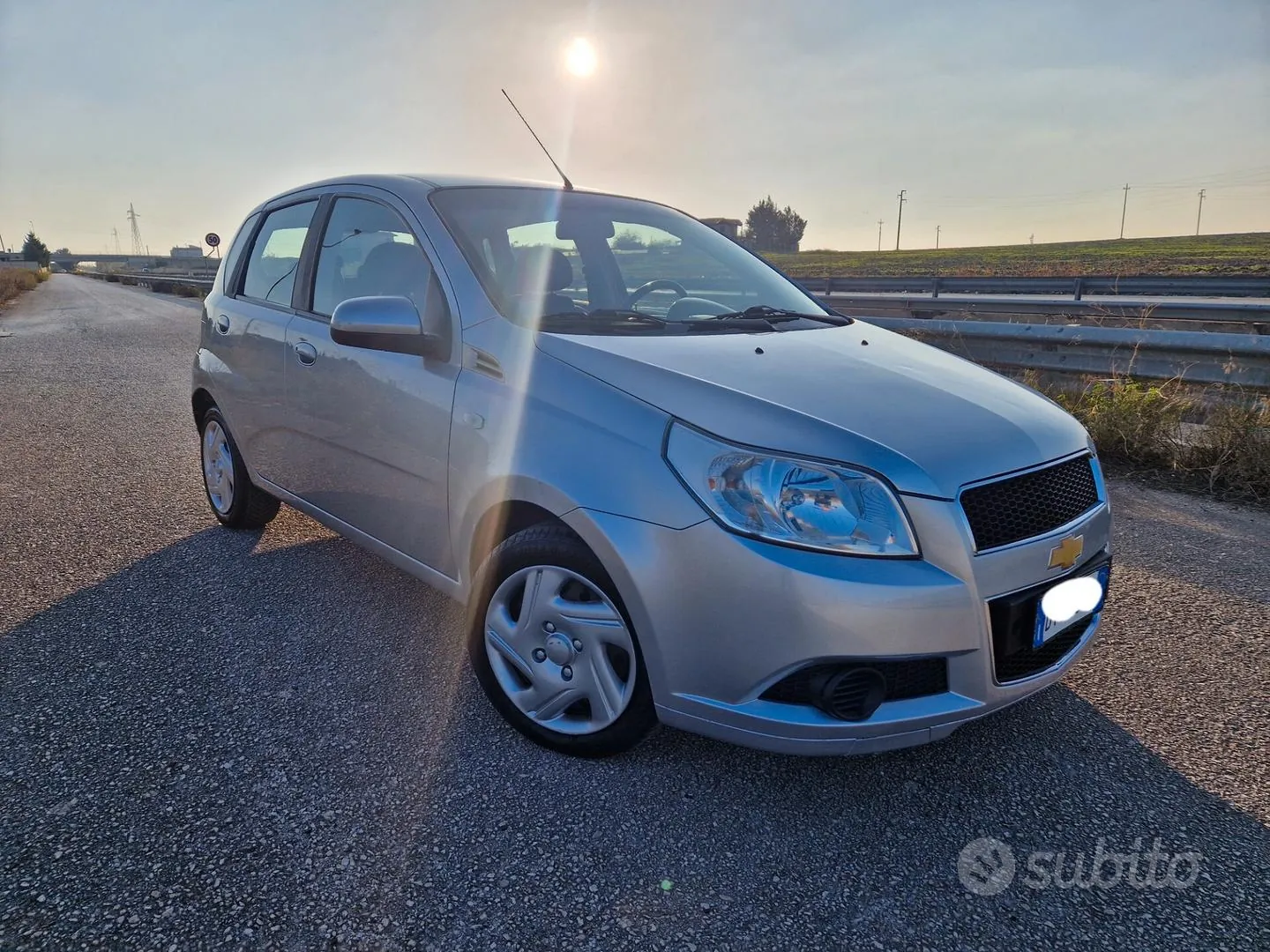 Chevrolet Aveo 2010 photo 2