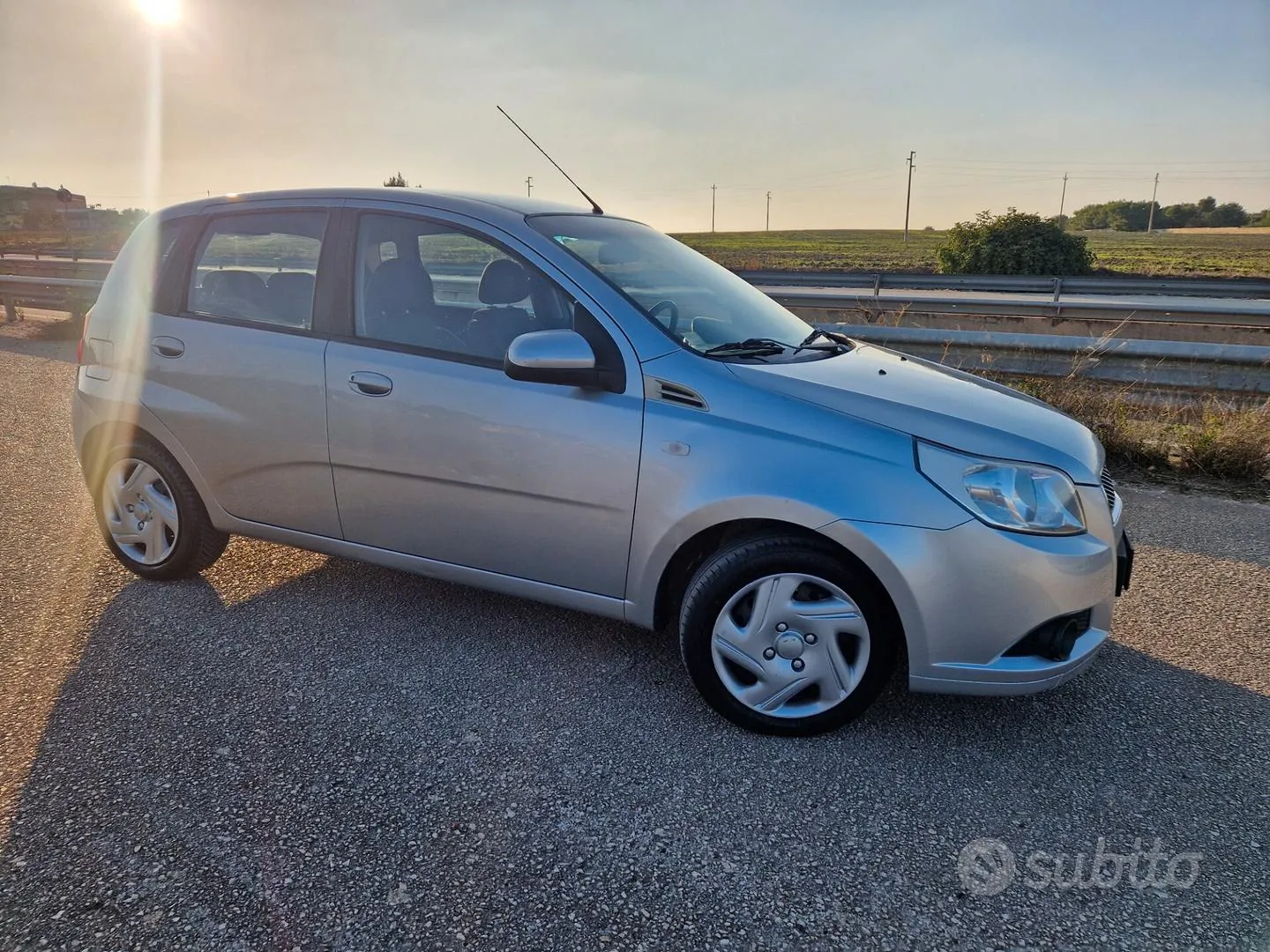 Chevrolet Aveo 2010 photo 3