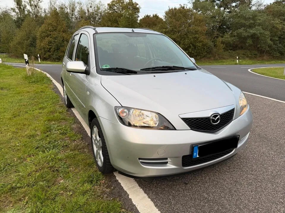 Mazda 2