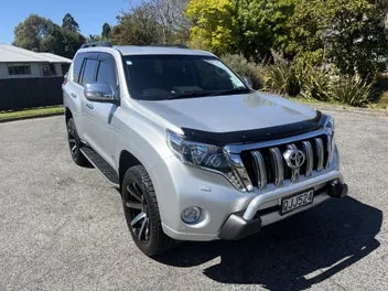 Toyota Land Cruiser Prado 2017 photo 2
