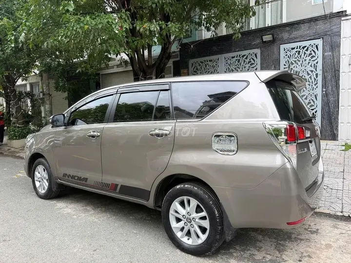 Toyota Innova 2019 photo 3