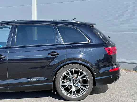 Audi Q7 2017 photo 3