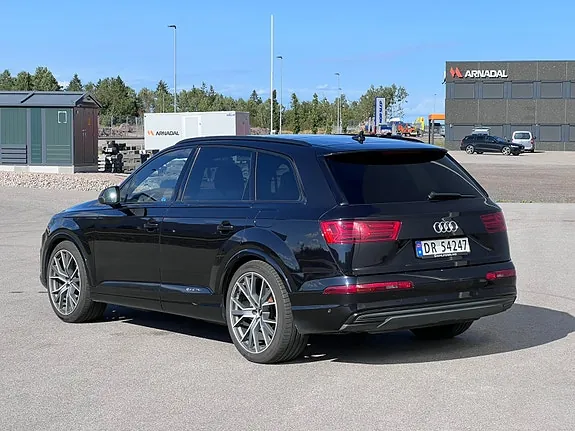 Audi Q7 2017 photo 4