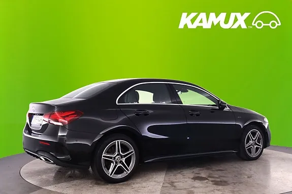 Mercedes-Benz A250 E 2021 photo 2
