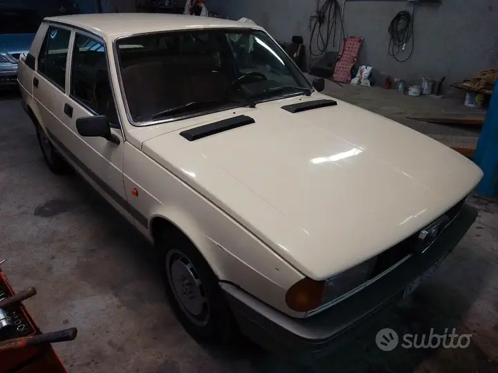 Alfa Romeo Giulietta 1980 photo 5