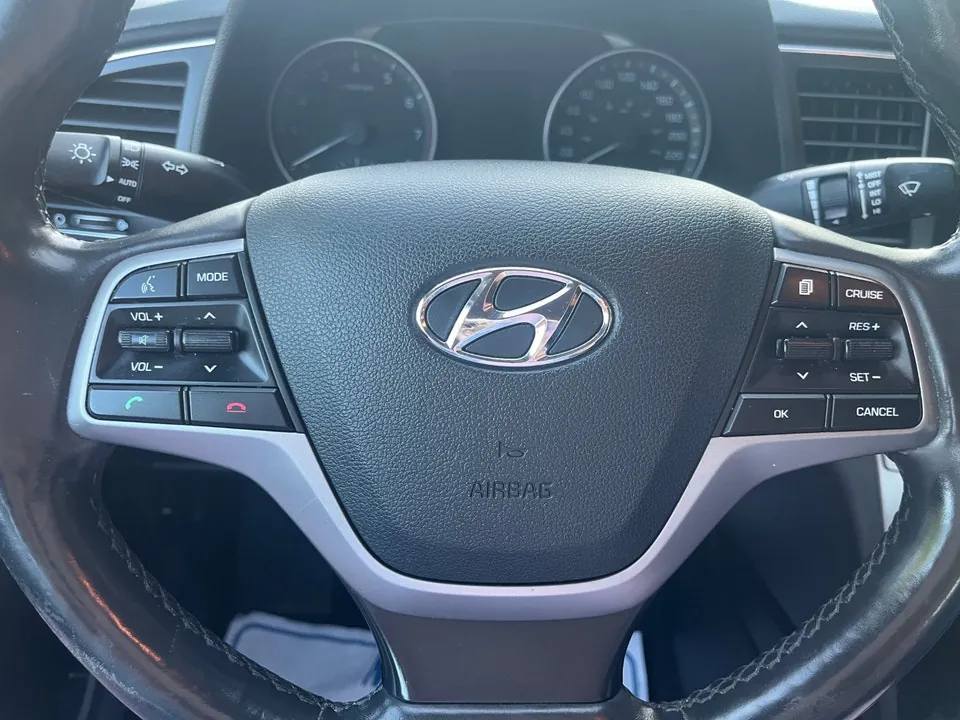 Hyundai Elantra 2017 photo 4