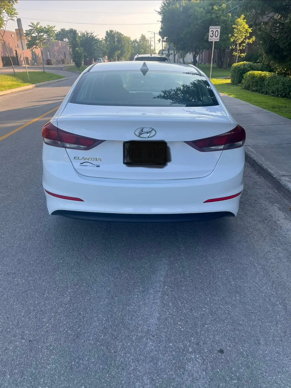 Hyundai Elantra 2017 photo 3