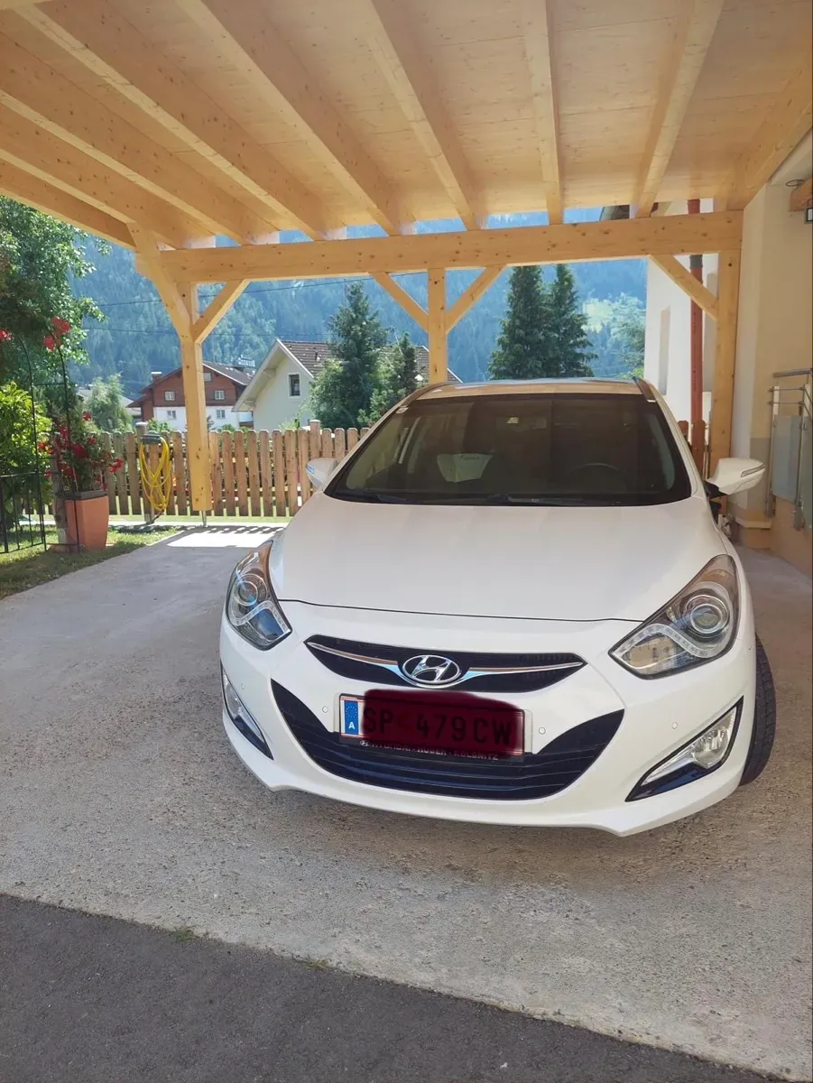 Hyundai I40