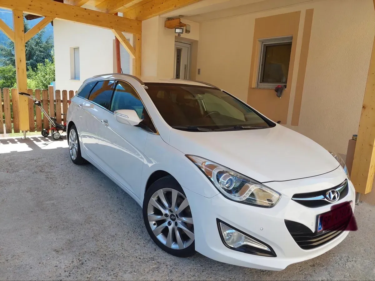 Hyundai I40 2013 photo 2