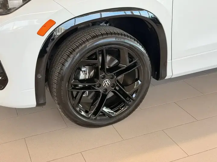 Volkswagen Tiguan 2026 photo 5