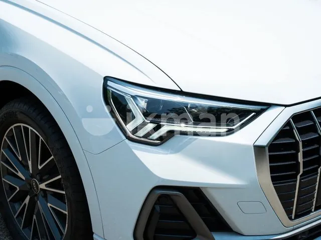 Audi Q3 2024 photo 3