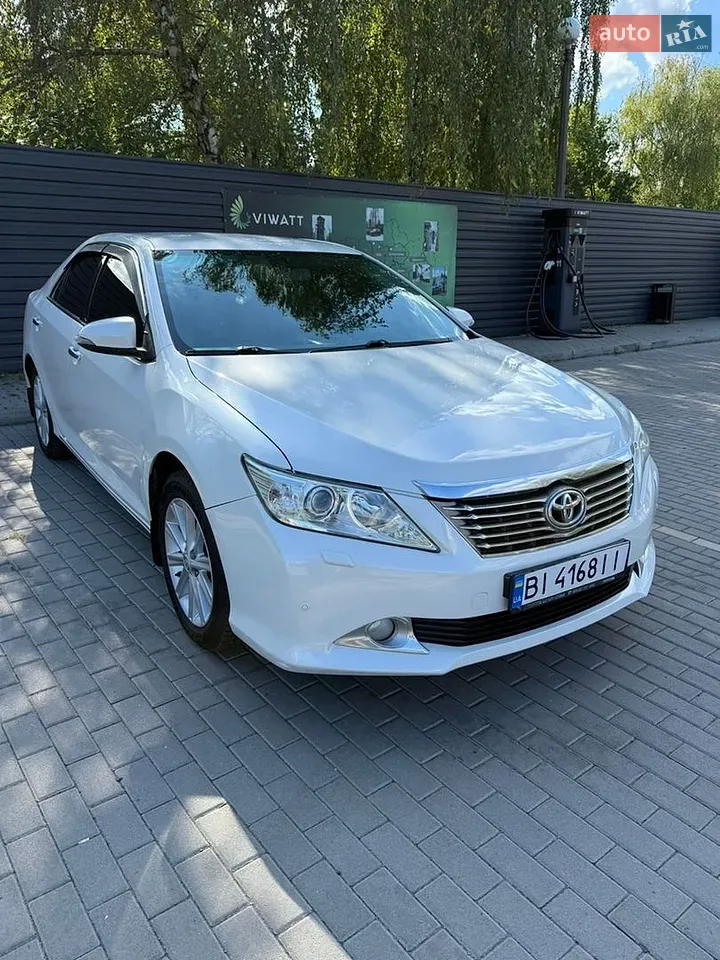 Toyota Camry 2013 photo 3