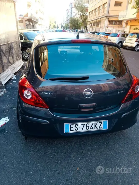 Opel Corsa 2013 photo 2