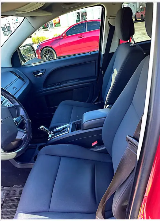 Dodge Journey 2010 photo 4