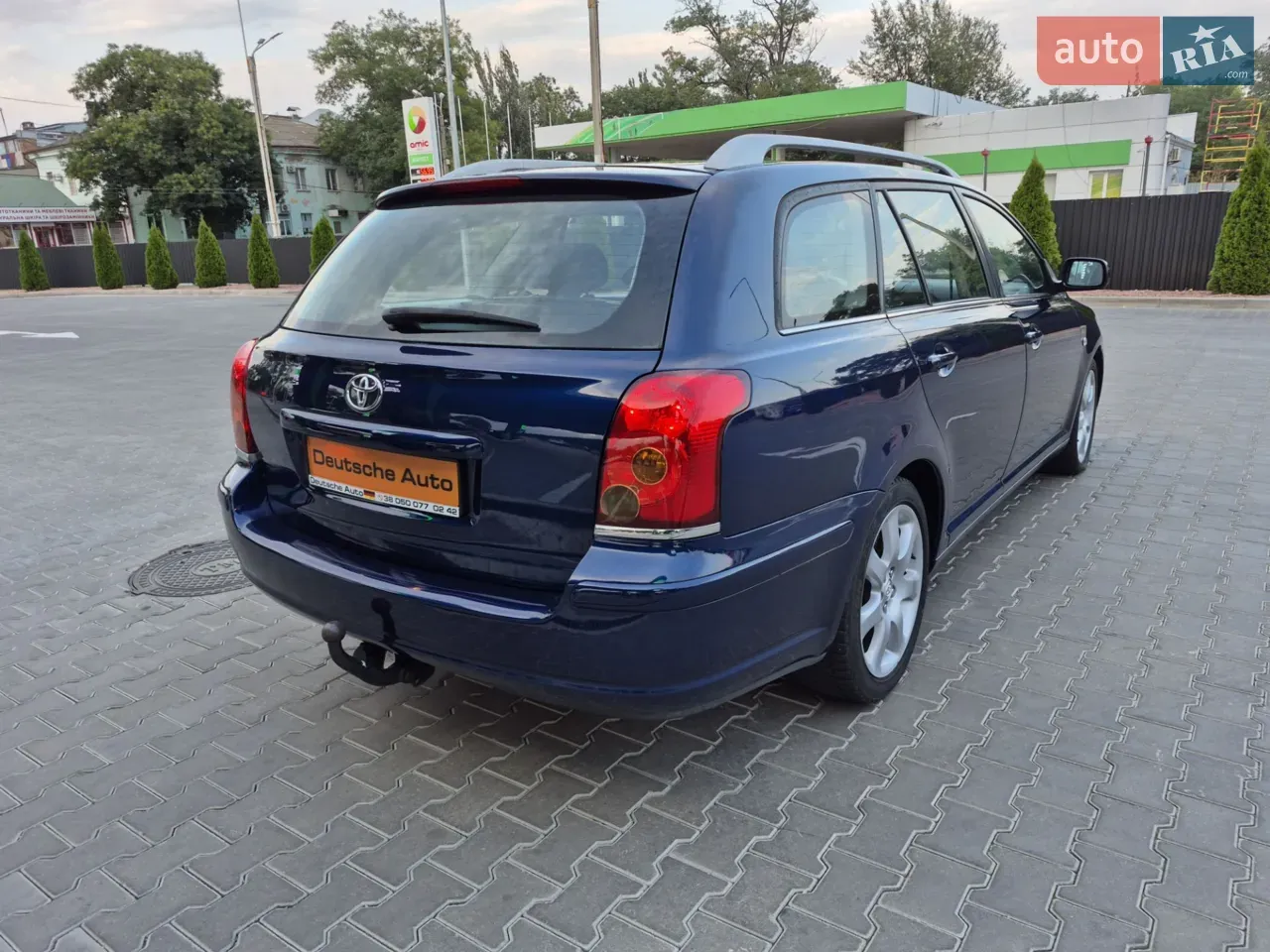 Toyota Avensis 2003 photo 5