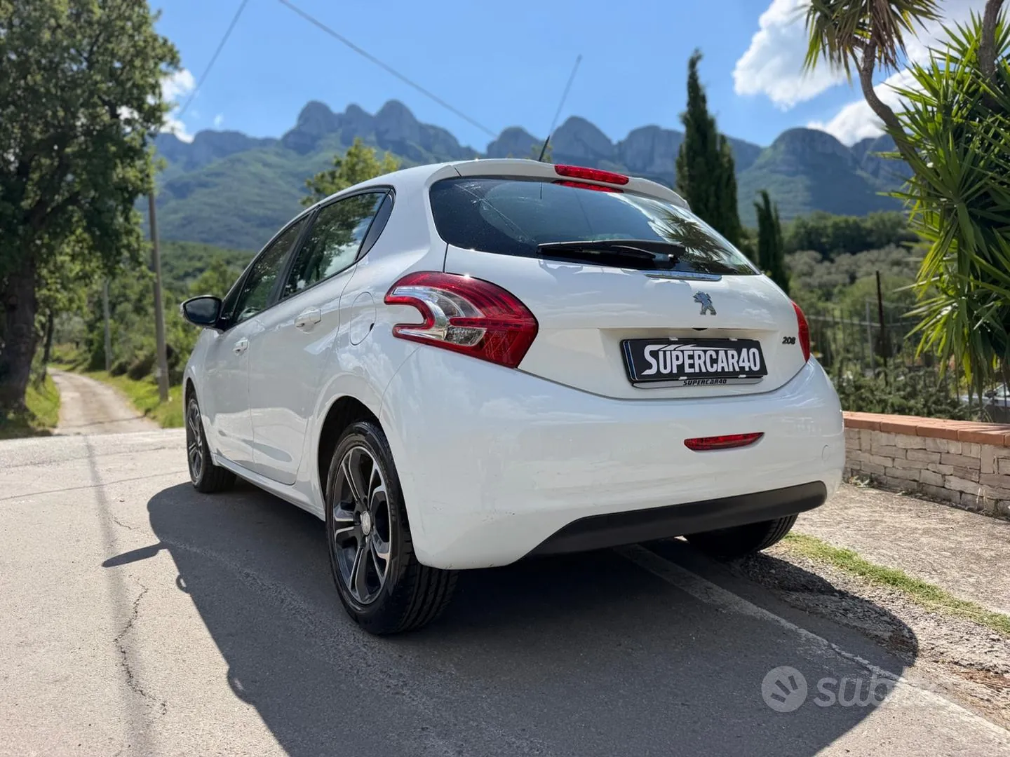 Peugeot 208 2014 photo 4