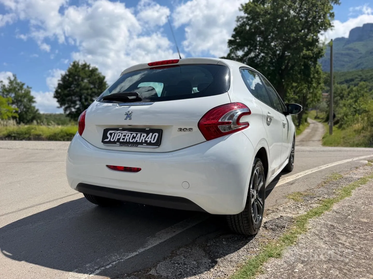Peugeot 208 2014 photo 5