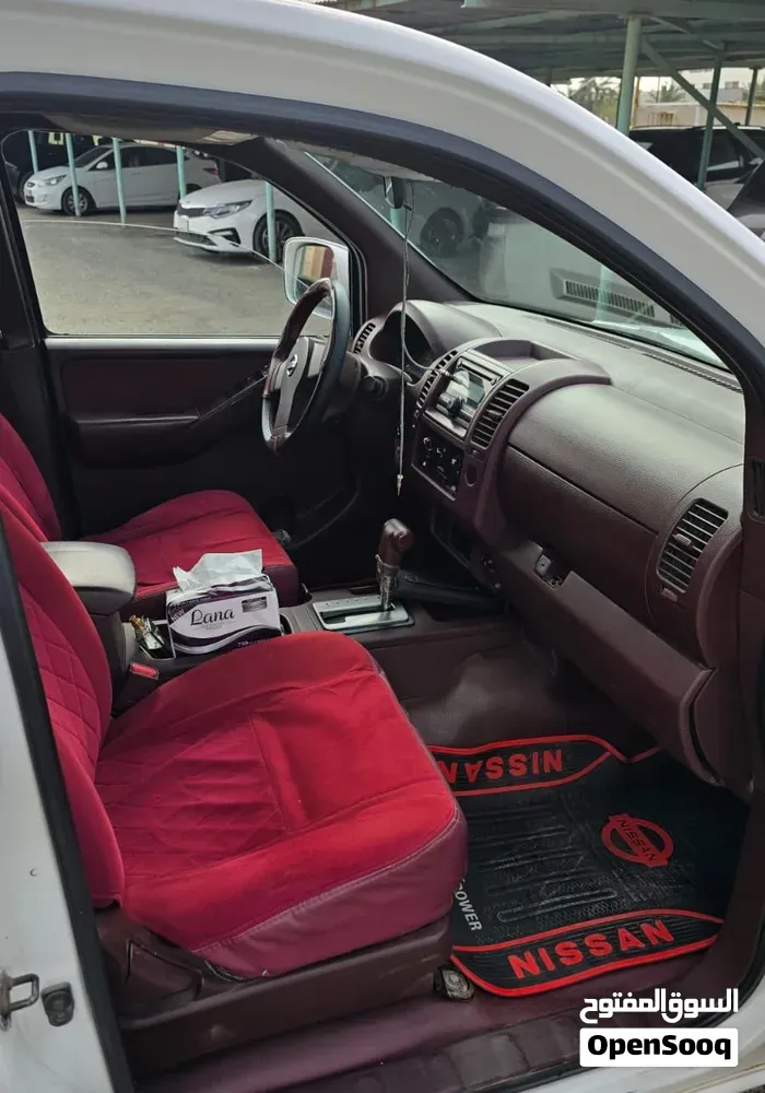 Nissan Navara 2014 photo 4
