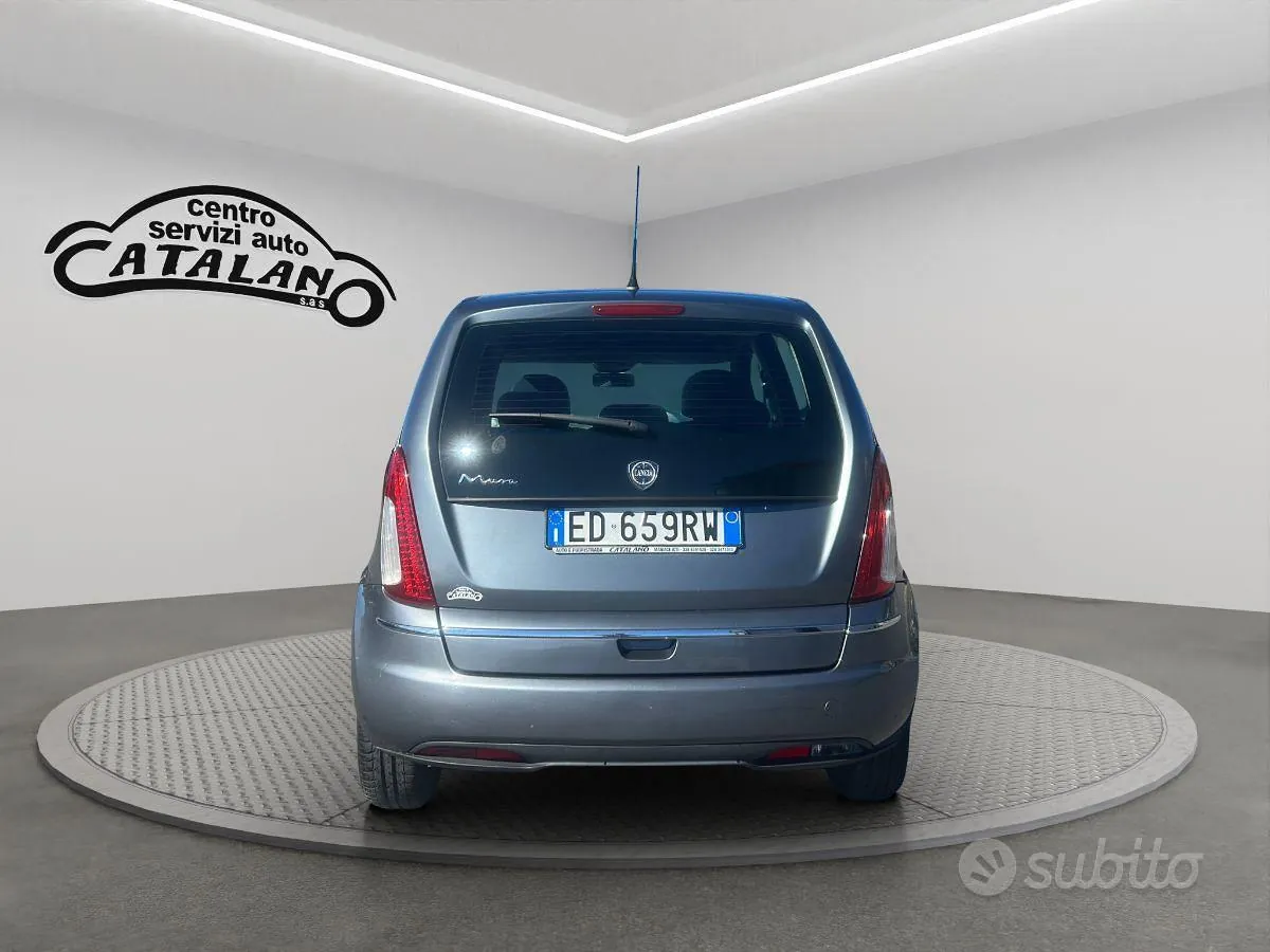 Lancia Musa 2010 photo 4
