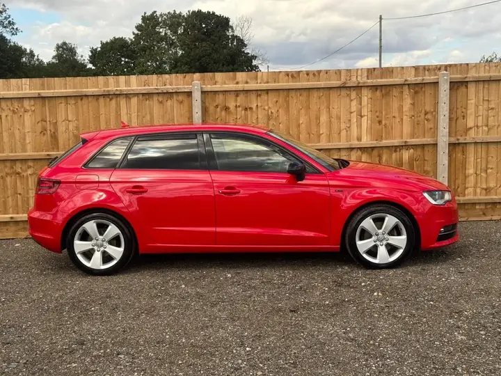 Audi A3 2013 photo 4