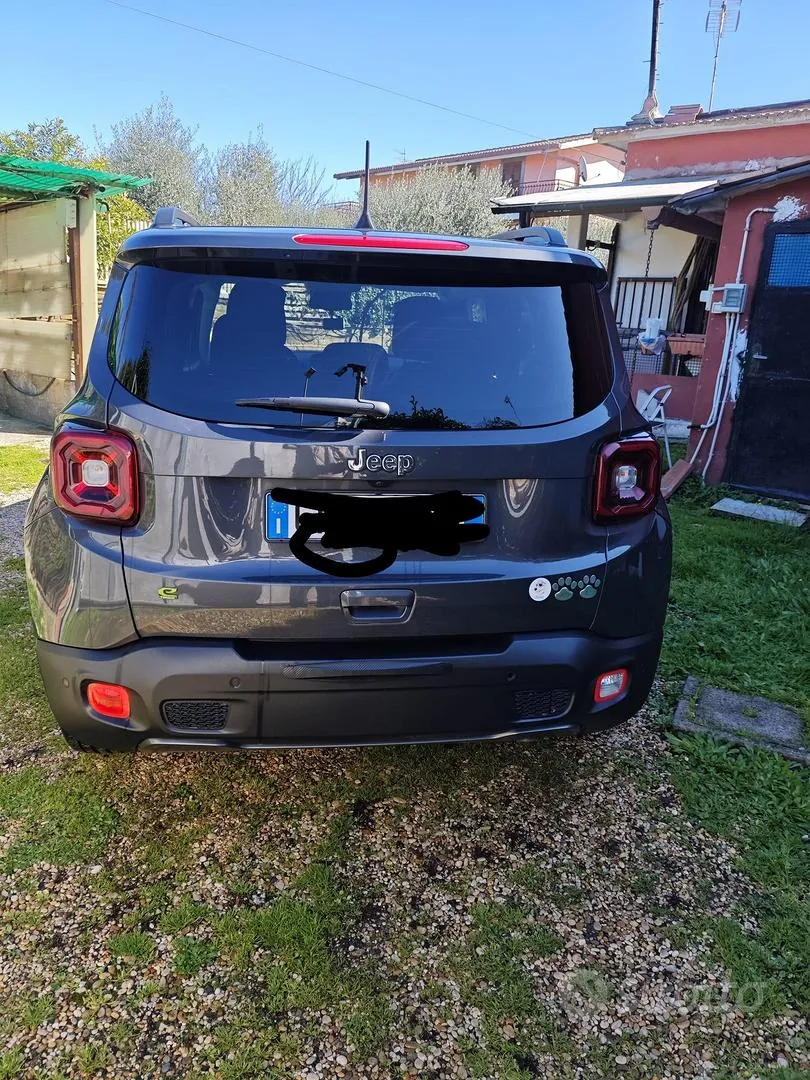 Jeep Renegade 2024 photo 3