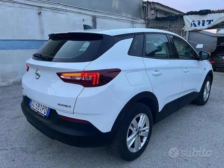 Opel Grandland X 2020 photo 3