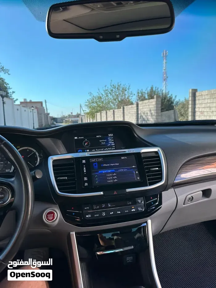 Honda Accord 2017 photo 2