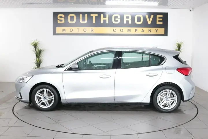 Ford Focus 2019 photo 3