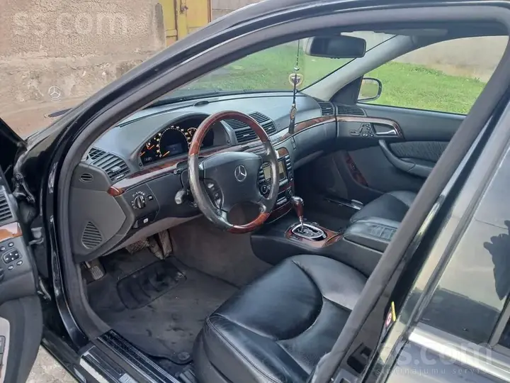 Mercedes-Benz S320 2002 photo 4