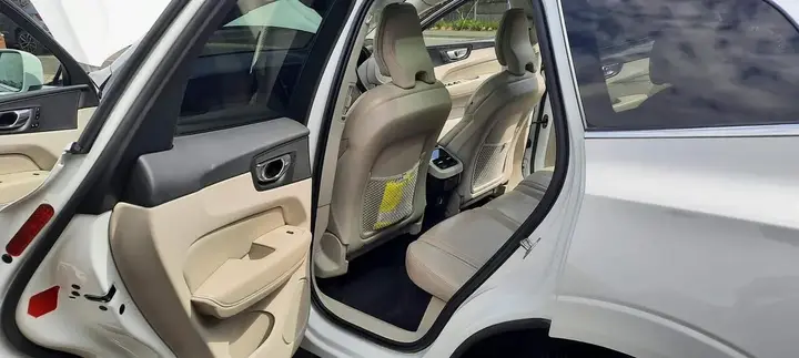 Volvo Xc60 2019 photo 3