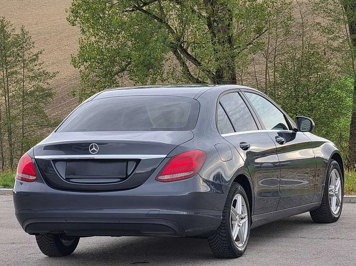 Mercedes-Benz C-Class