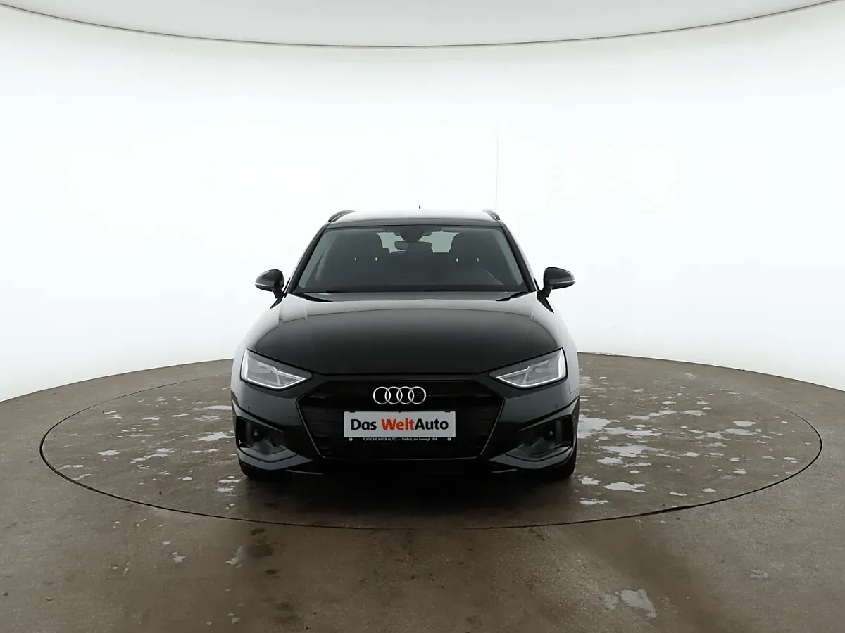 Audi A4 2023 photo 3