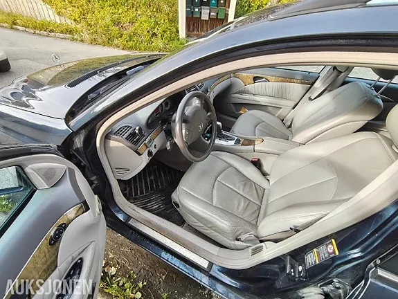 Mercedes-Benz E-Class 2006 photo 5