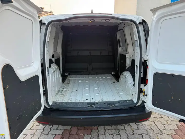 Volkswagen Caddy 2022 photo 4