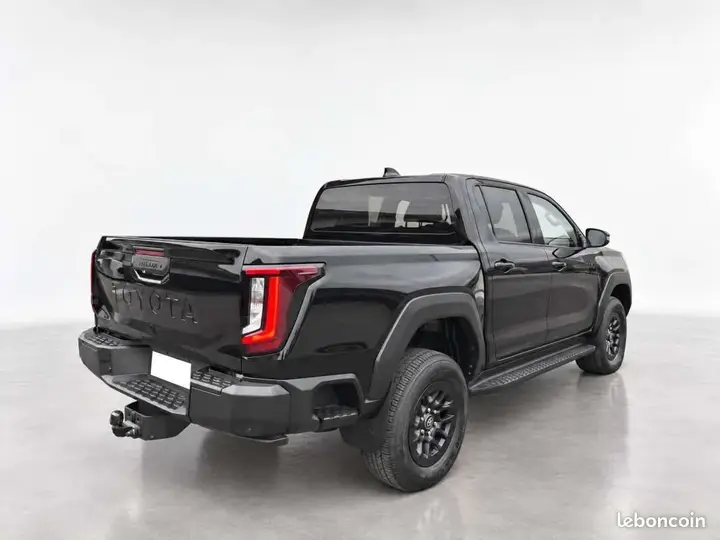 Toyota Hilux 2026 photo 2