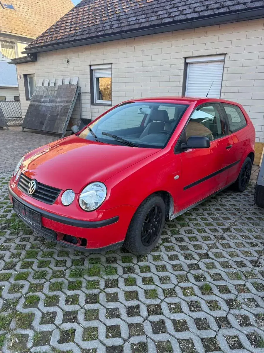 Volkswagen Polo 2002 photo 2