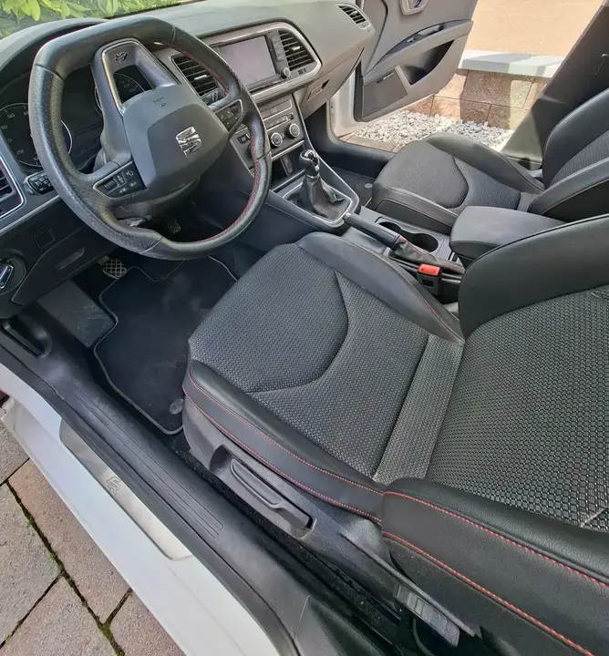 Seat Leon 2015 photo 3