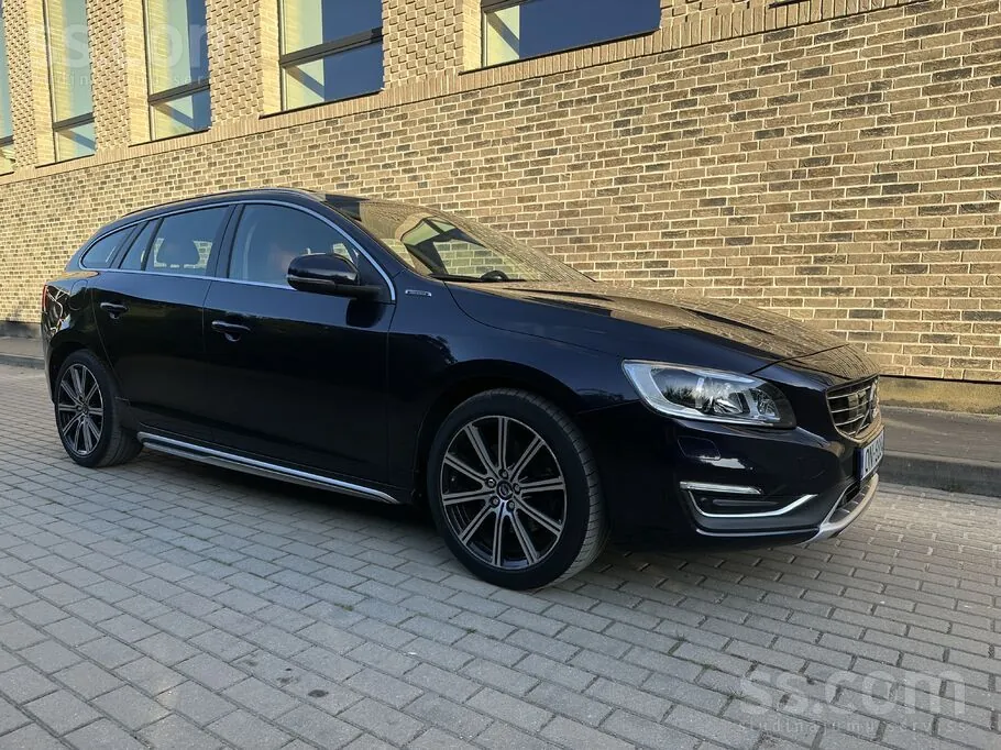 Volvo V60 2015 photo 3