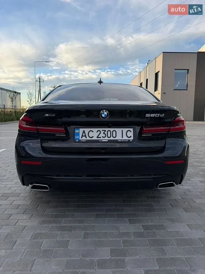 BMW 5 Series 2020 photo 4