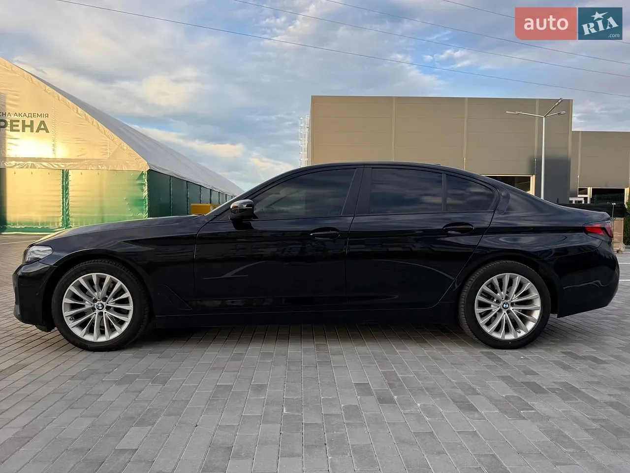 BMW 5 Series 2020 photo 3